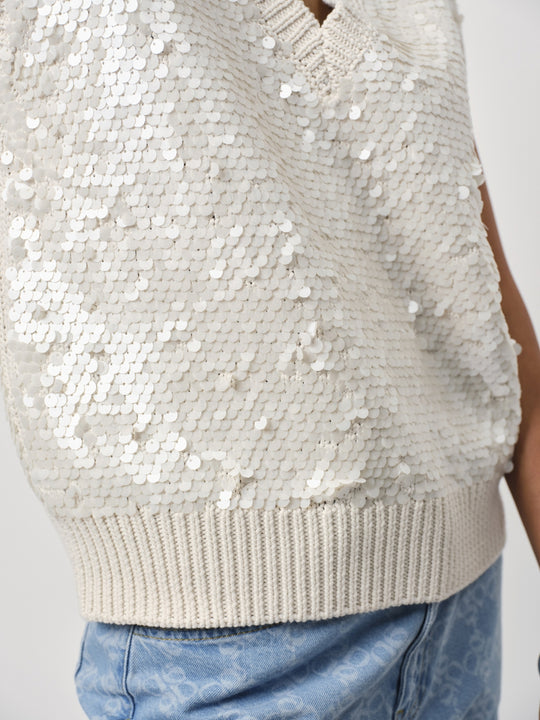 Strahle mit dem Dante6 Ezra Sequins Sweater in Butter Cream