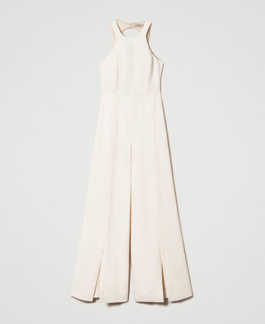 Long jumpsuit made of linen and viscose