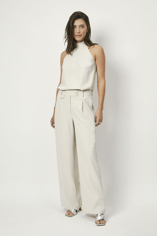 Classic, tailored trousers