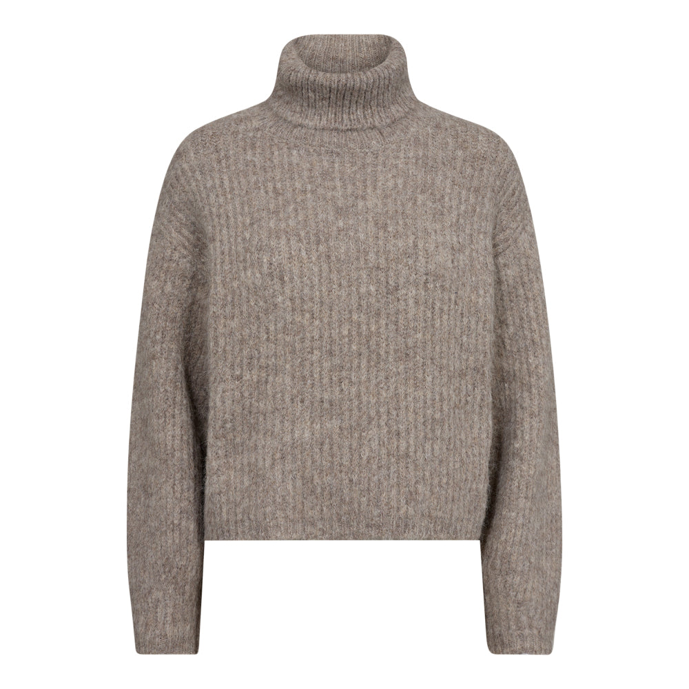 Wall nut -colored turtleneck sweater