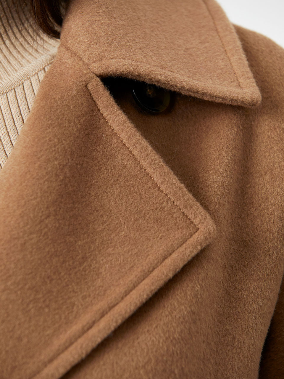 Wool coat two -row lovell, camel